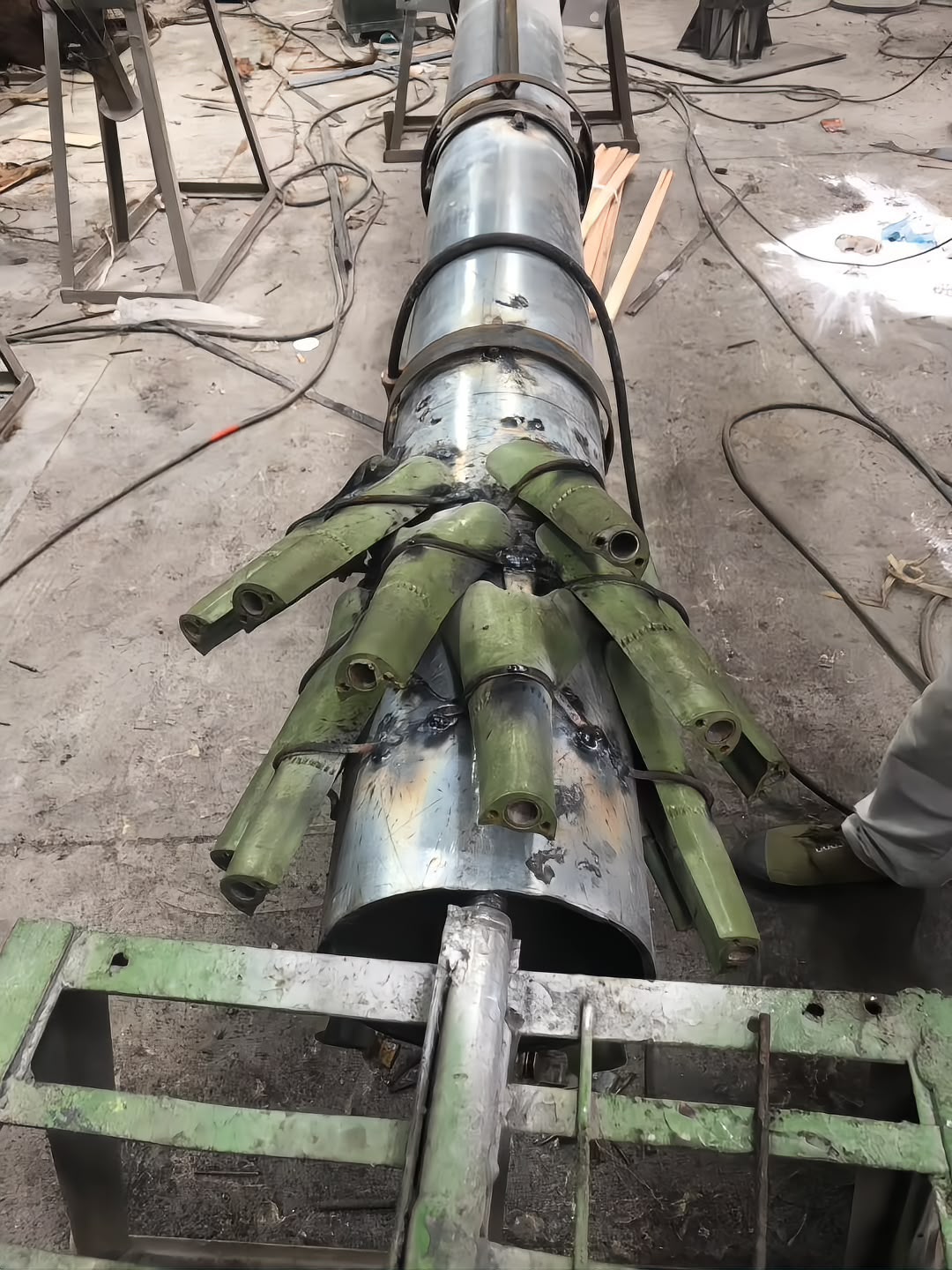 Galvanised trunk with branch sockets welded in place