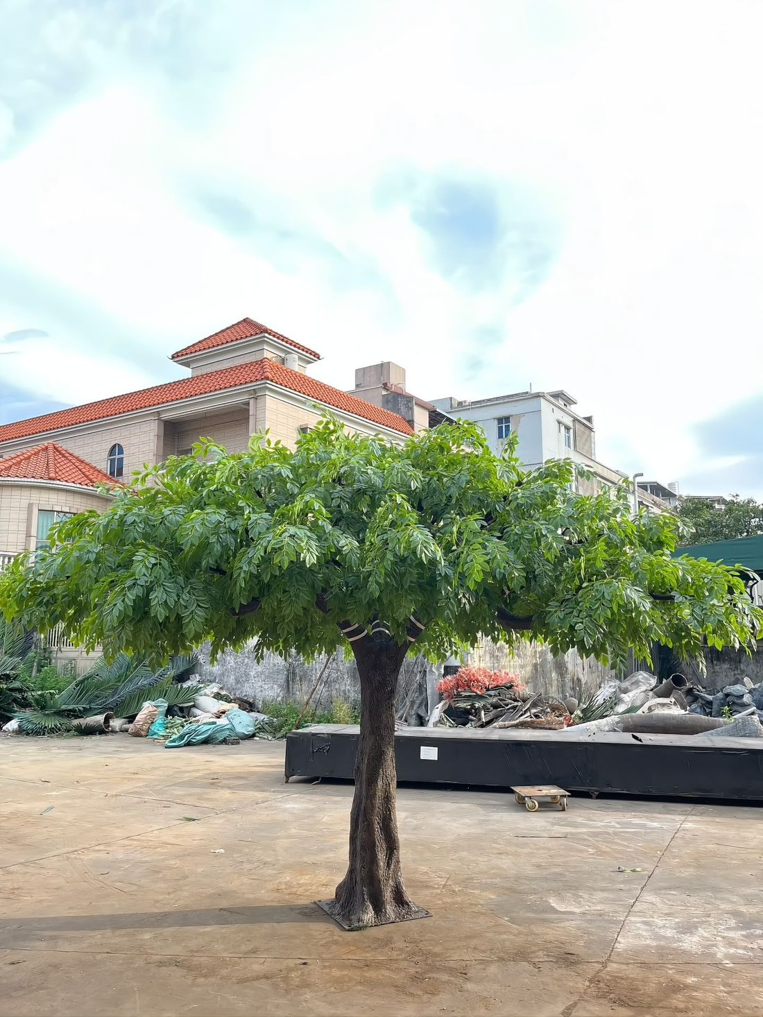 户外级成品树实景，抗紫外线叶片，发货前状态